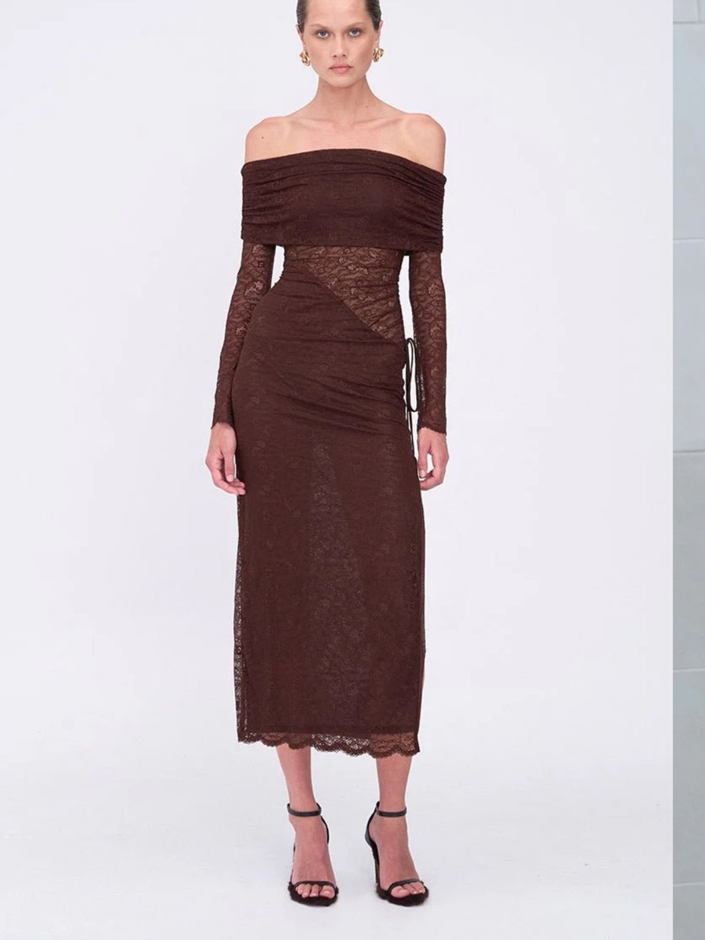 Suboo Off-Shoulder Brown Lace Midi Dress